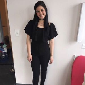 Meet your Posher, Chloe