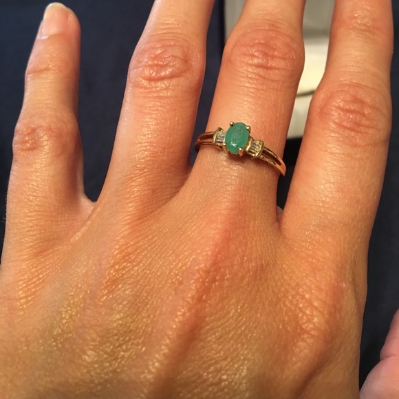✨NWT✨ Emerald & Baguette Cut Diamond 24K Gold Ring - Picture 5 of 8
