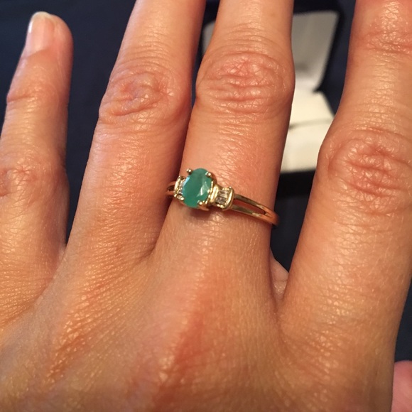✨NWT✨ Emerald & Baguette Cut Diamond 24K Gold Ring - Picture 4 of 8