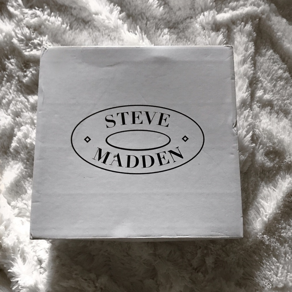 🎉NEW YEAR SALE🎉 Steve Madden Combat Boots
