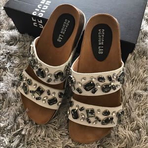 New with box Design Lab embellished sandals