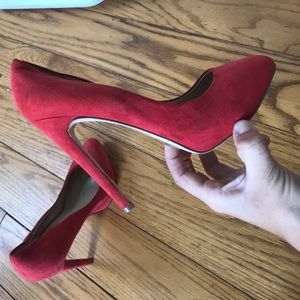 red suede aldo heels size 7
