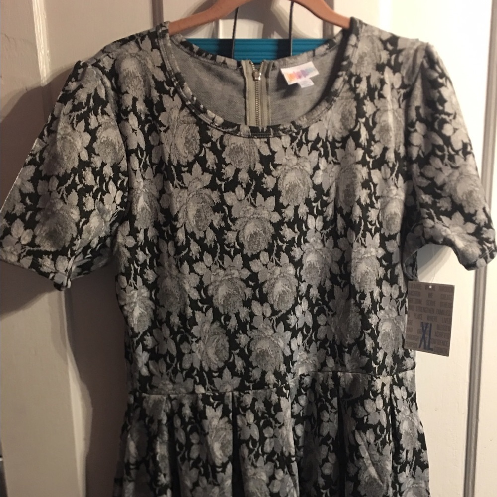 LuLaRoe Amelia Sale this weekend only!! 54!