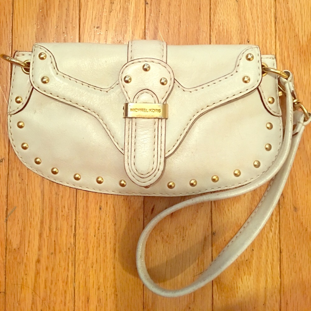 Michael kors wristlet