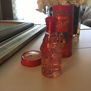 ✨NWT✨ VERSACE Perfume