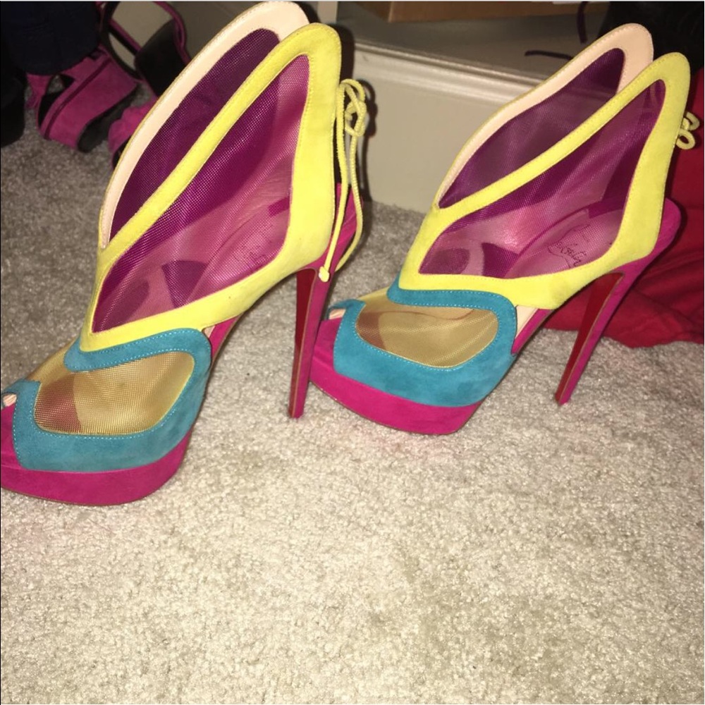 Christian louboutin size 37