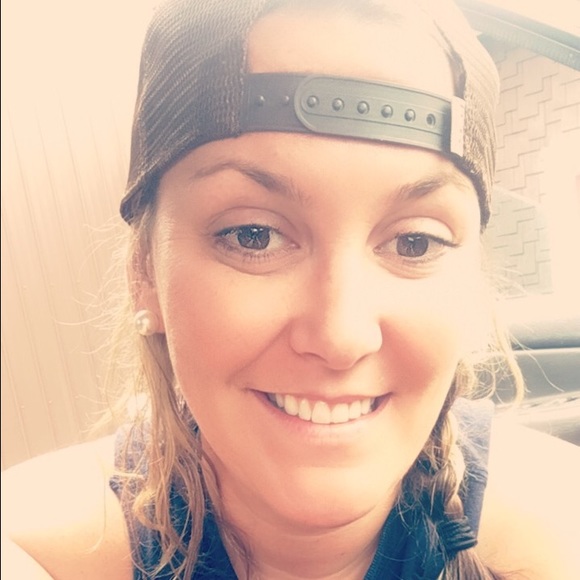 Meet your Posher, Rebecca - Picture 1 of 1