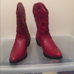 Rampage valiant red distressed boots
