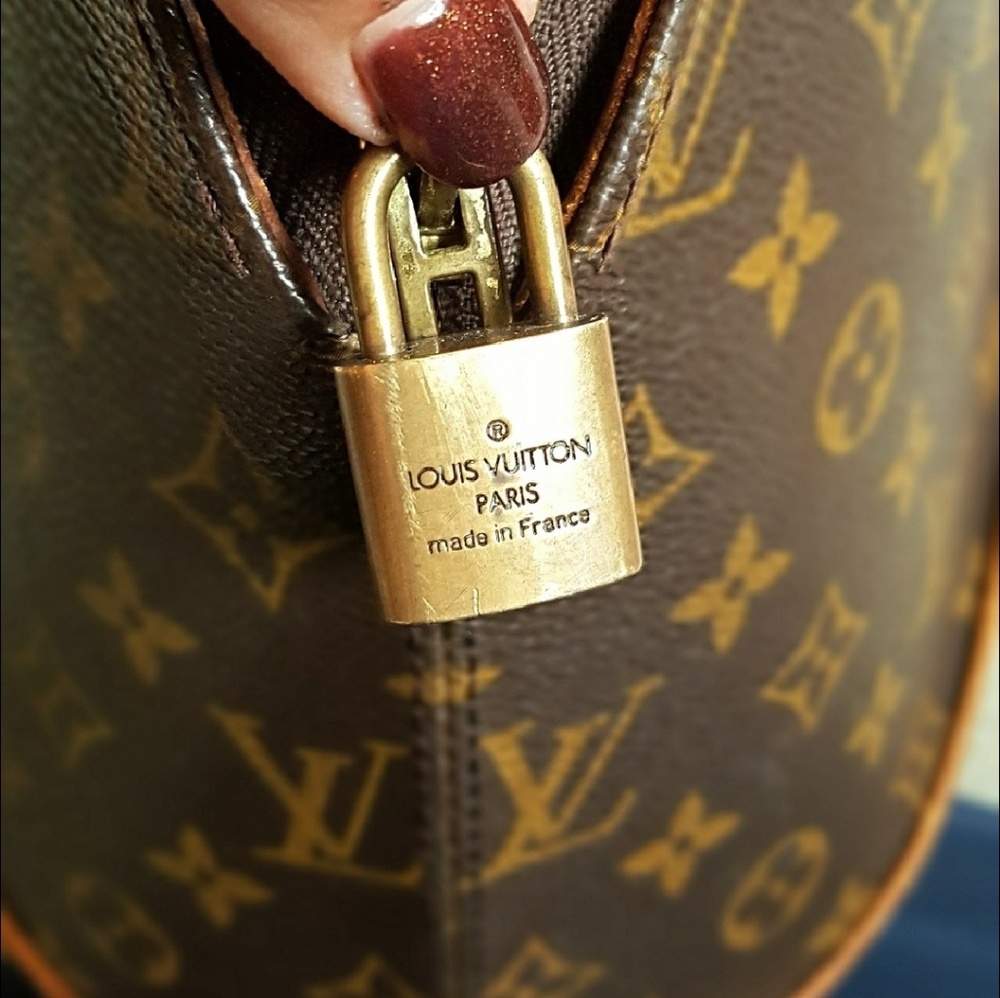 πSOLD ON ANOTHER SITE!πLOUIS VUITTON ELLIPSE - Picture 5 of 8