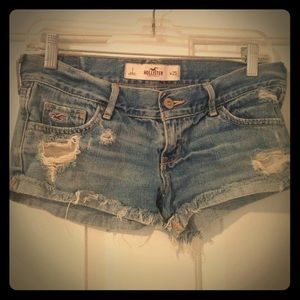 Very loved Hollister jean shorts!