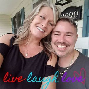 Meet your Posher, Leslie