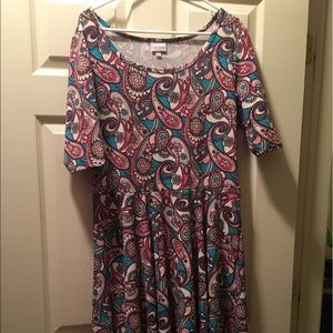 LuLaRoe Nicole Dress
