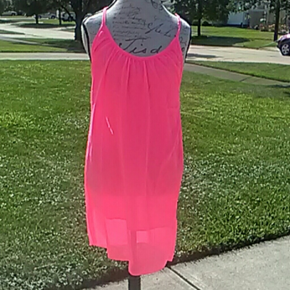 Almost gone 2 left s/hot pink & xl/yellow