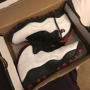 Retro Jordan 10s