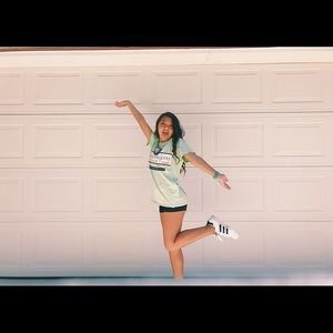 Meet your Posher, Julia