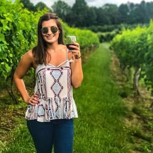 Meet your Posher, Jillian