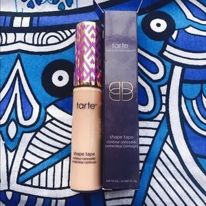 Light-Medium Tarte Shape Contour Concealer