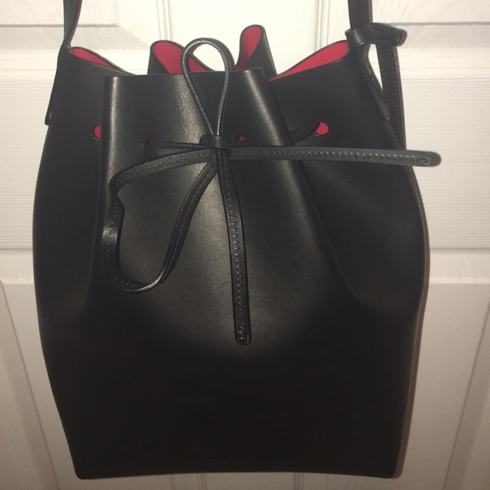 Mansur Graviel Black and red interior bucket bag