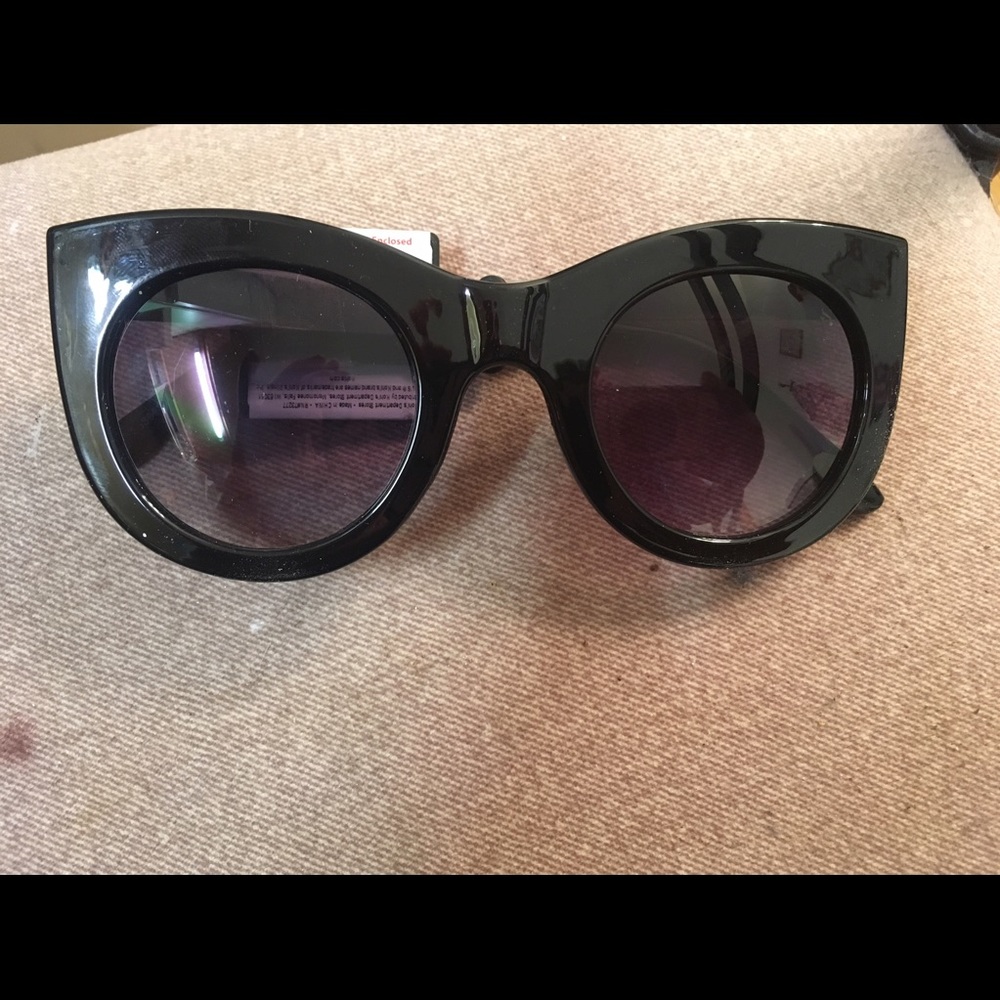 Sun glasses