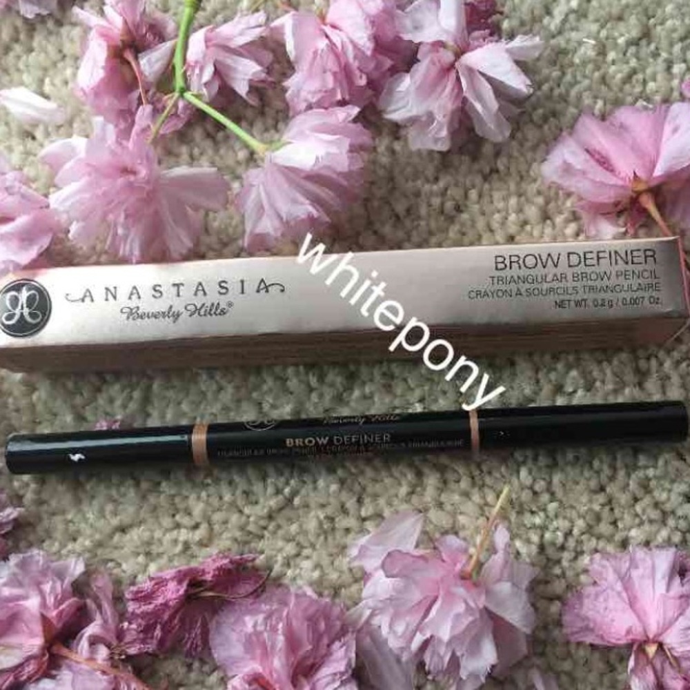 Anastasia Beverly Hills Brow Definer