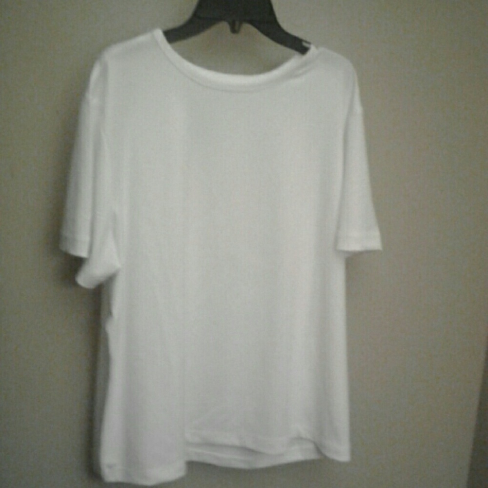 Susan Graver  white T-shirt