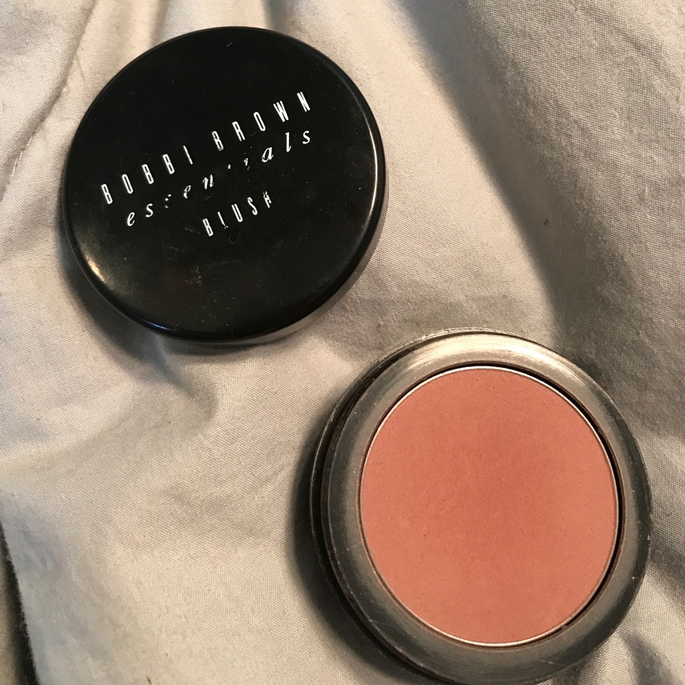 Bobbi Brown Purple-ish blush