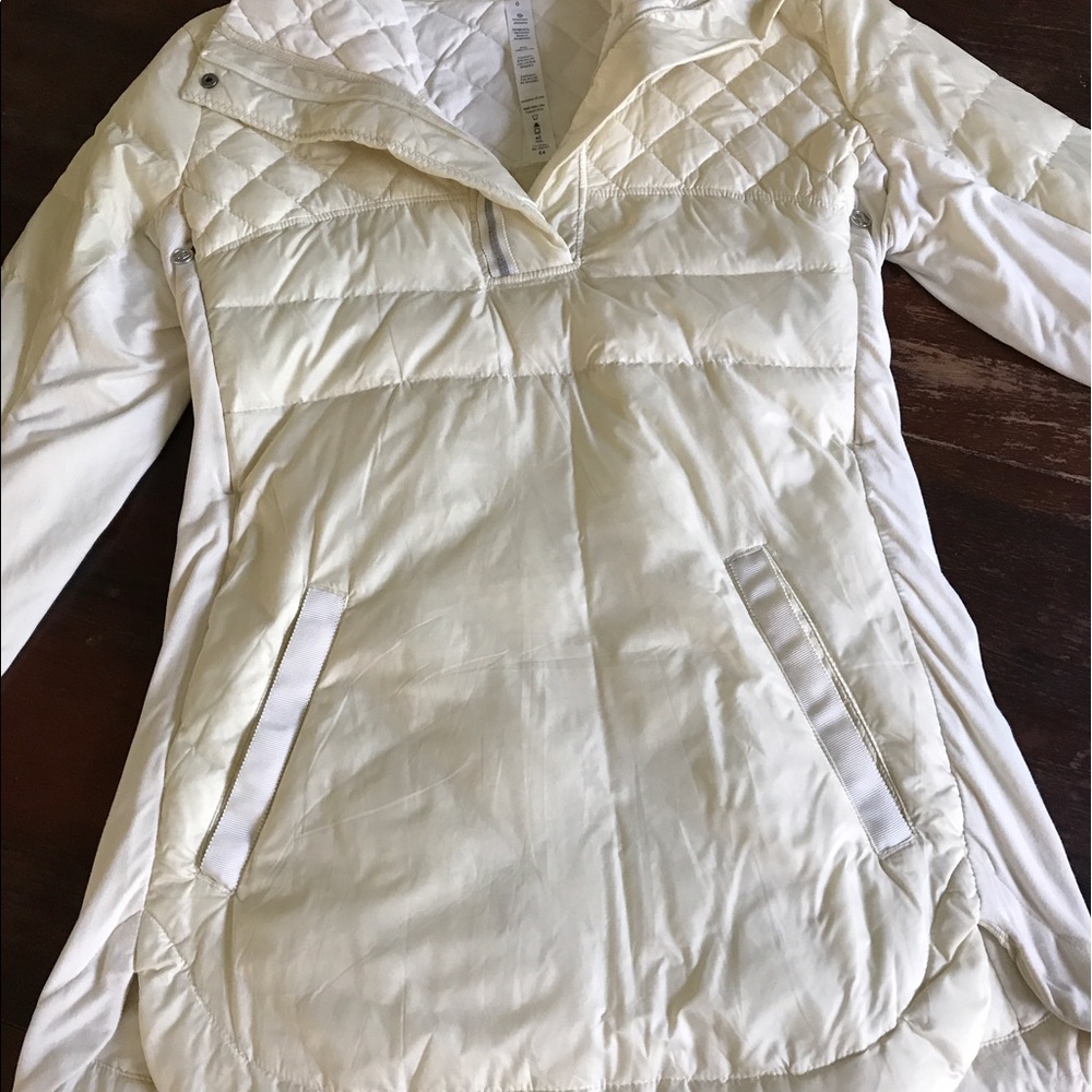 Lulu Lemon pullover in winter white size 6 - Picture 2 of 3