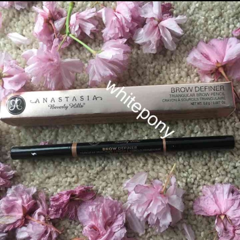 Anastasia Beverly Hills Brow Definer