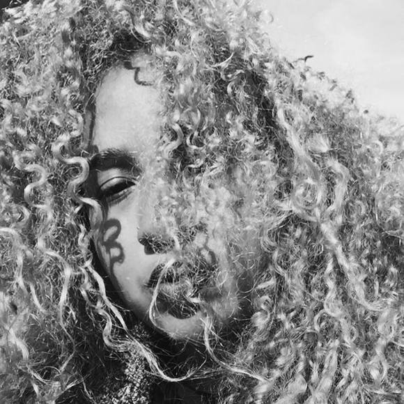 Meet your Posher, Tara - Picture 1 of 1