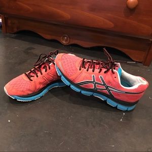 Gel-Neo033 Asics running shoe