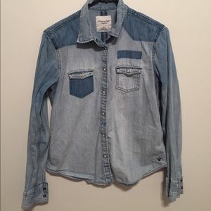 Denim long sleeve shirt