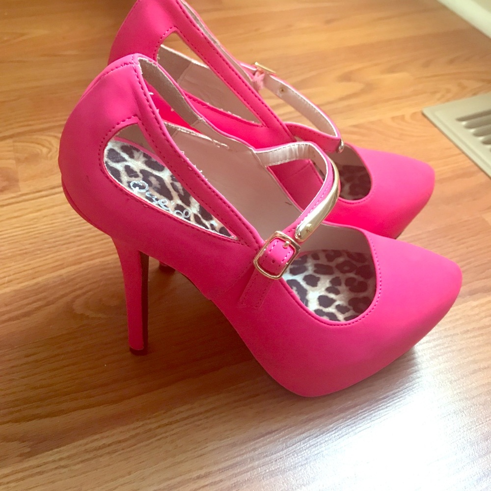 Pink heeled shoes