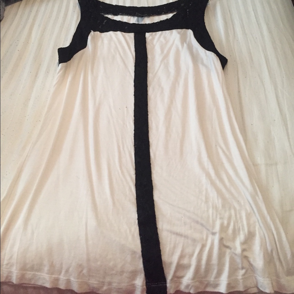 Size M tank