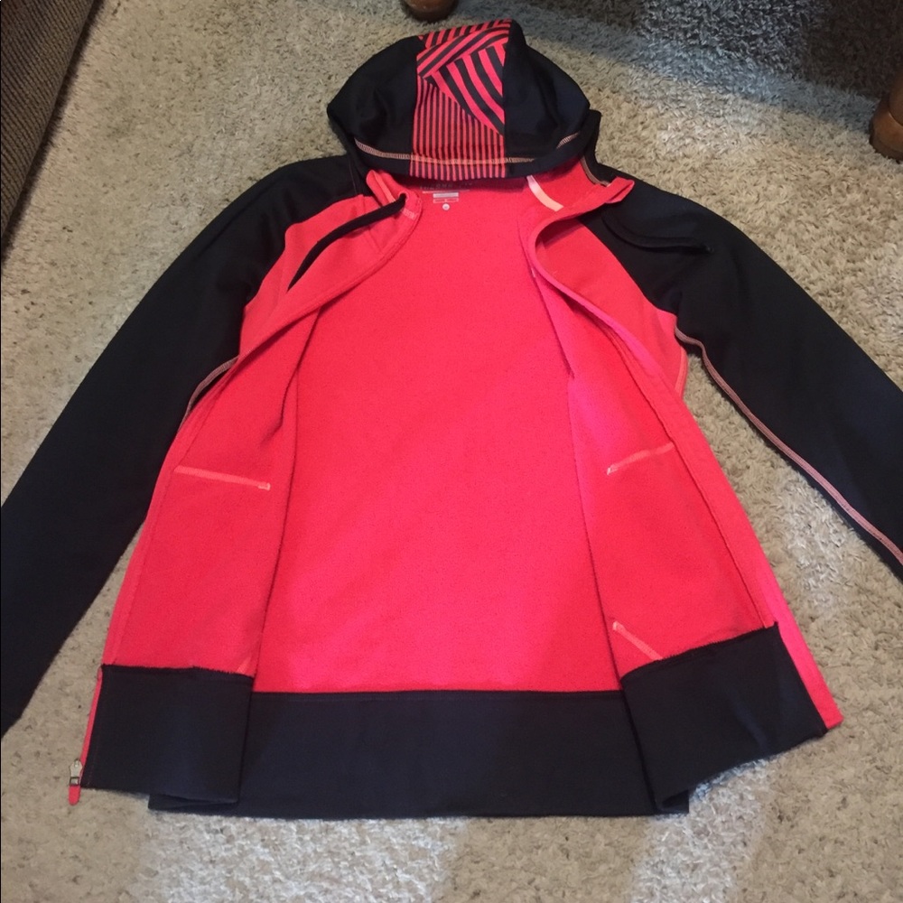 Nike Jacket - Picture 3 of 4