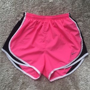 Nike Shorts Small tempo dri fit