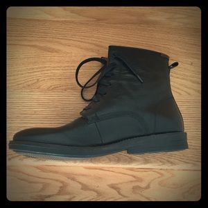 Leather boots NEVER been worn