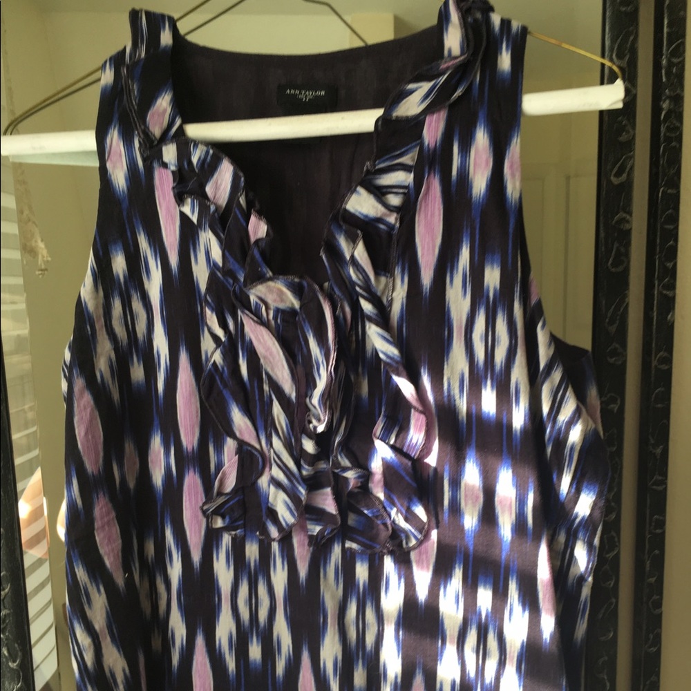 Ann Taylor sleeveless top
