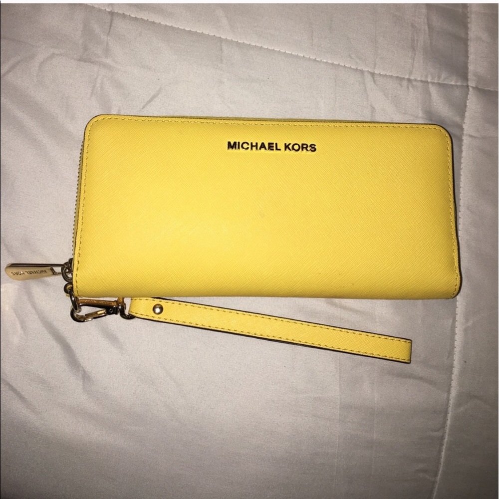 micheal kors jet set travel leather wallet