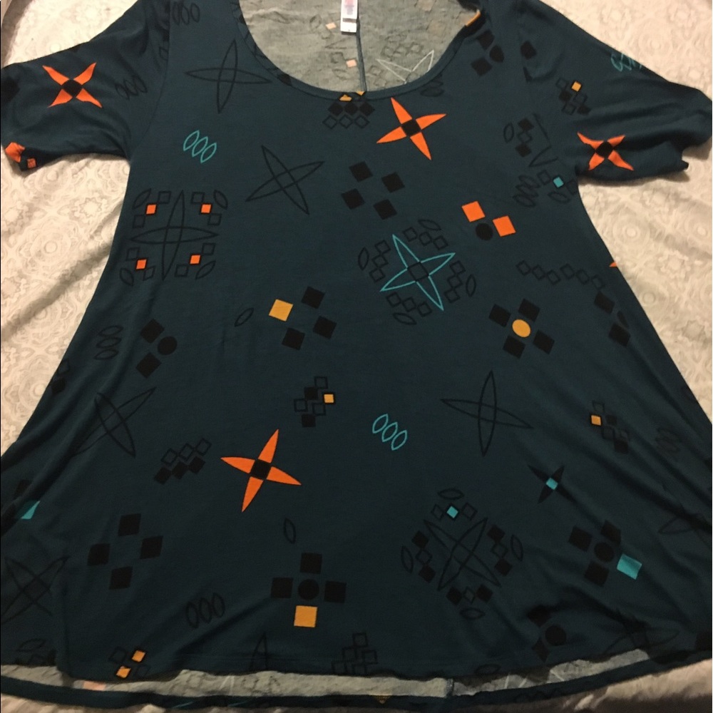 LuLaRoe Perfect T