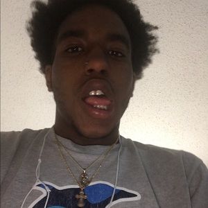 Meet your Posher, Desmond