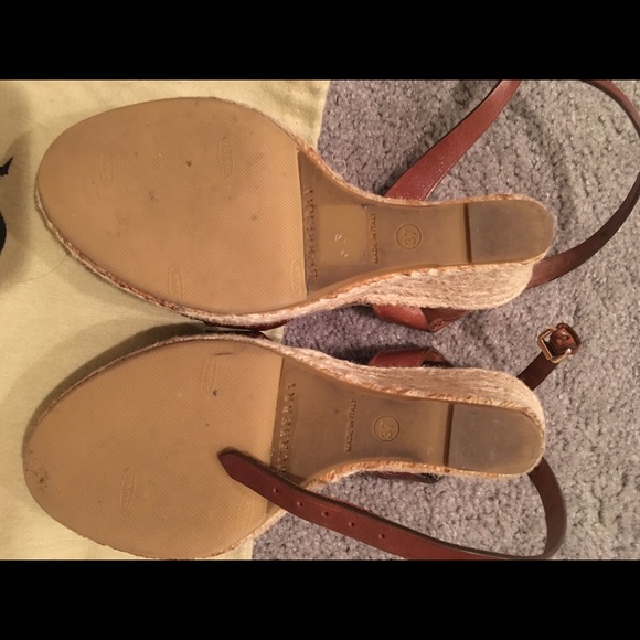 💯Authentic Gorgeous Burberry espadrilles - Picture 4 of 8