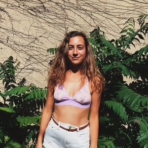 Meet your Posher, Chloe