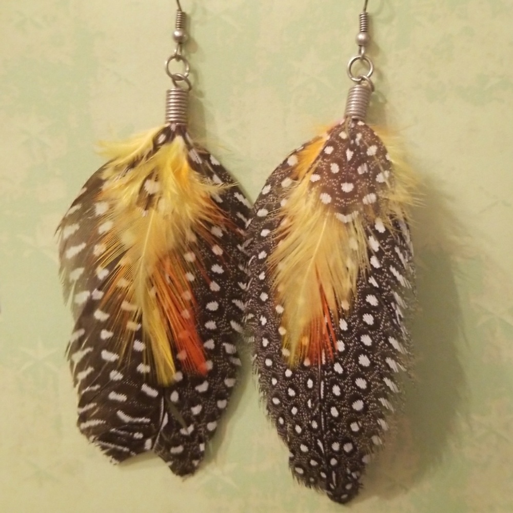 Women's earings
