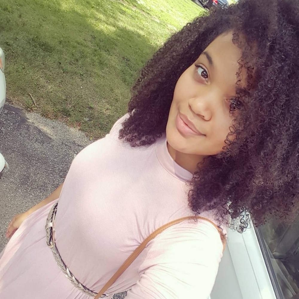 Meet your Posher, Tanika