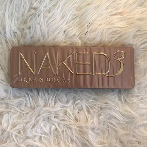 Naked 3 pallet