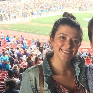 Meet your Posher, Lindsay