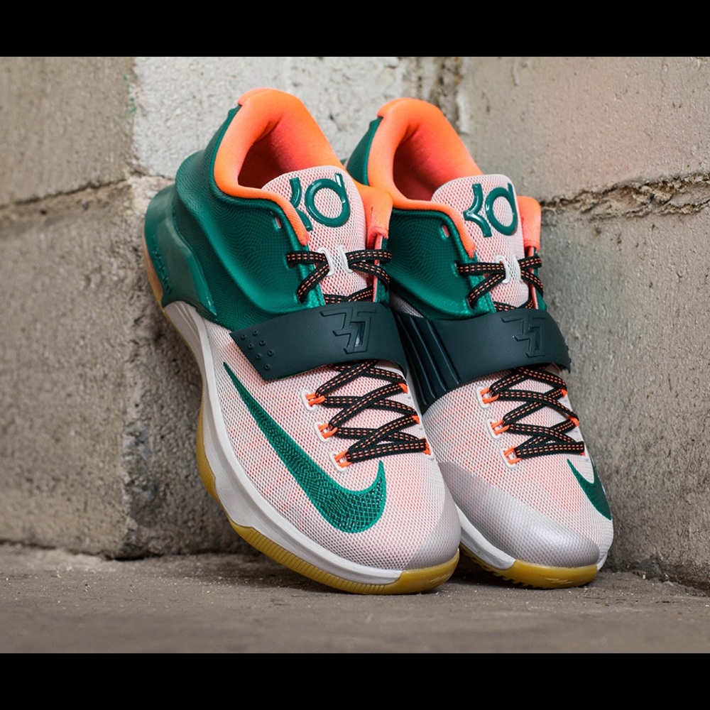 Nike KD • Size 5Y • “Easy Money" • 2014