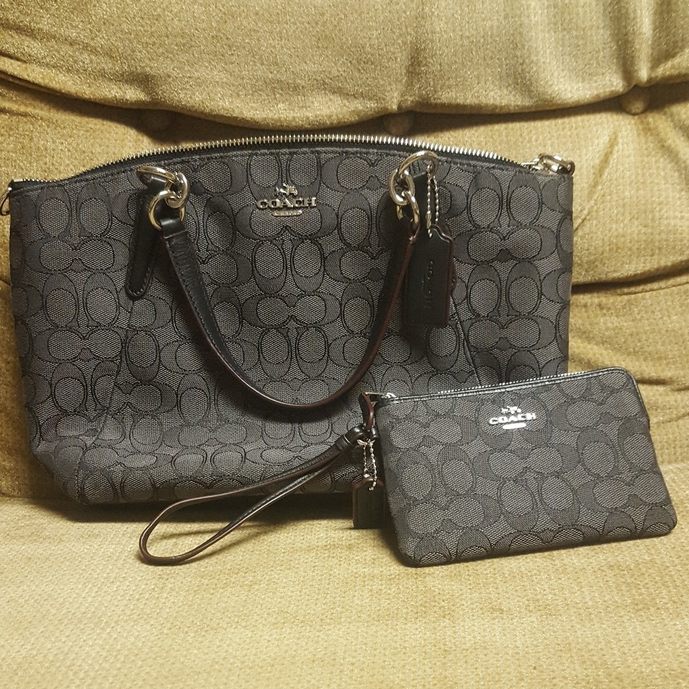 NWOT Black and Grey Coach purse with change purse