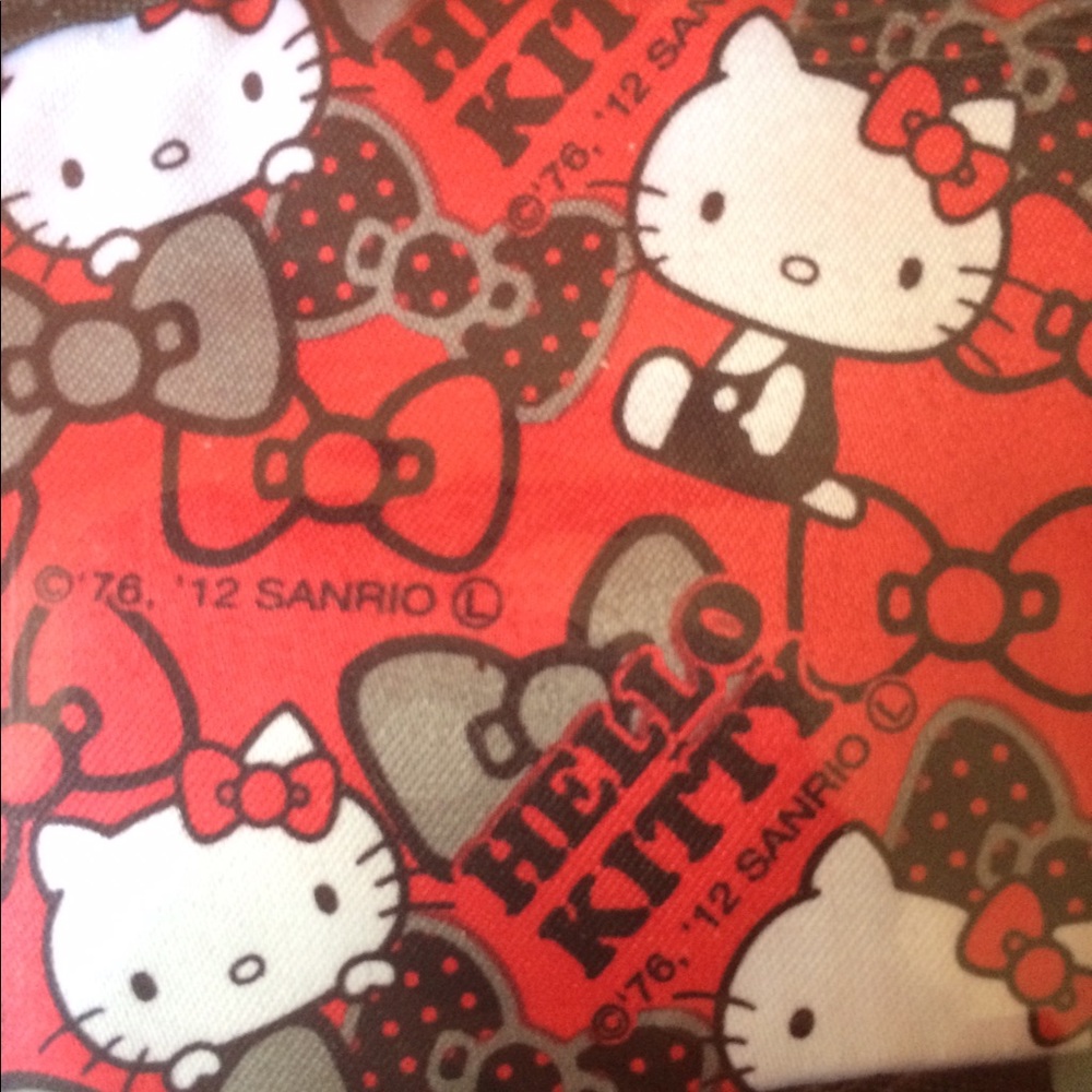 Hello Kitty Sleep Mask - Picture 4 of 4