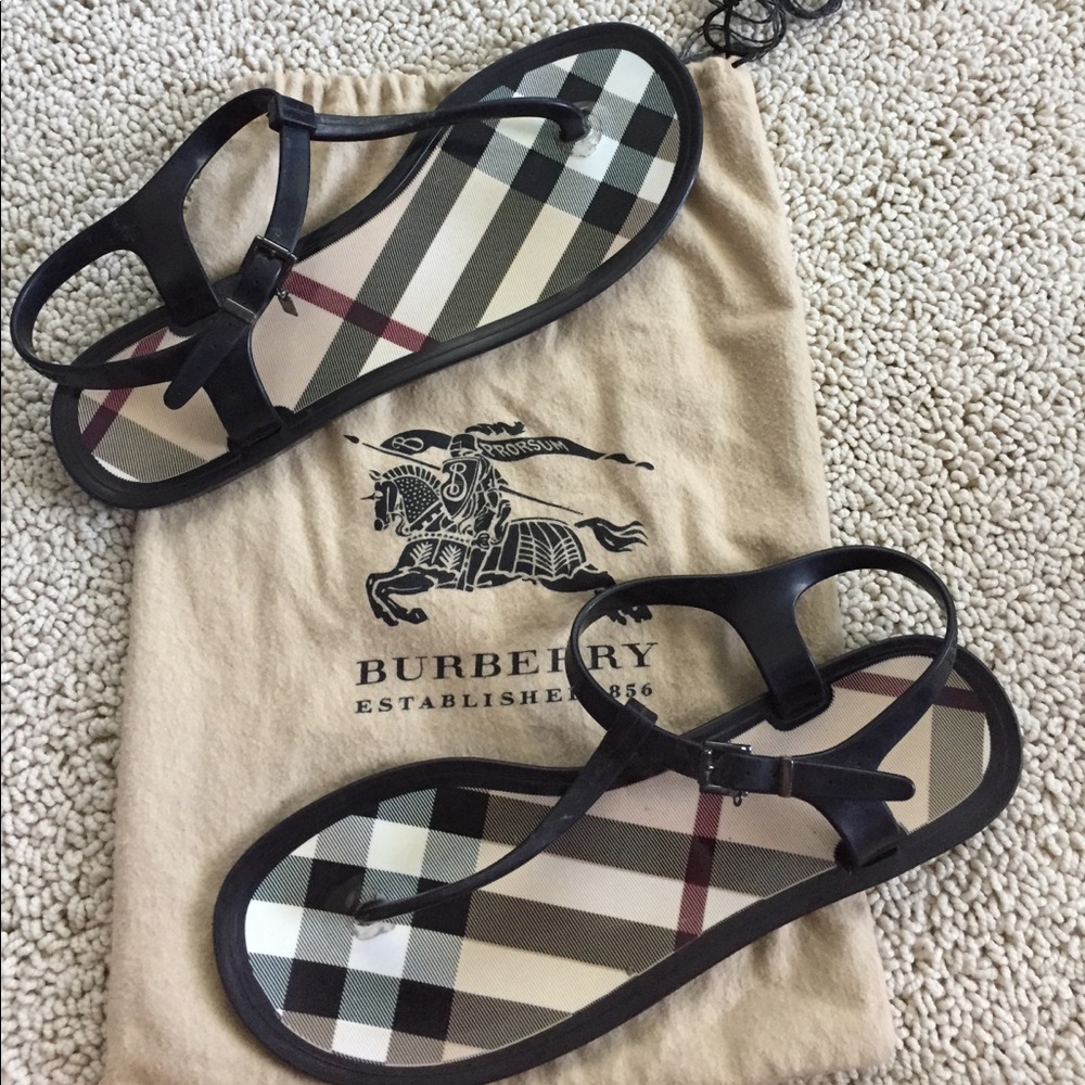 Burberry Jelly sandals